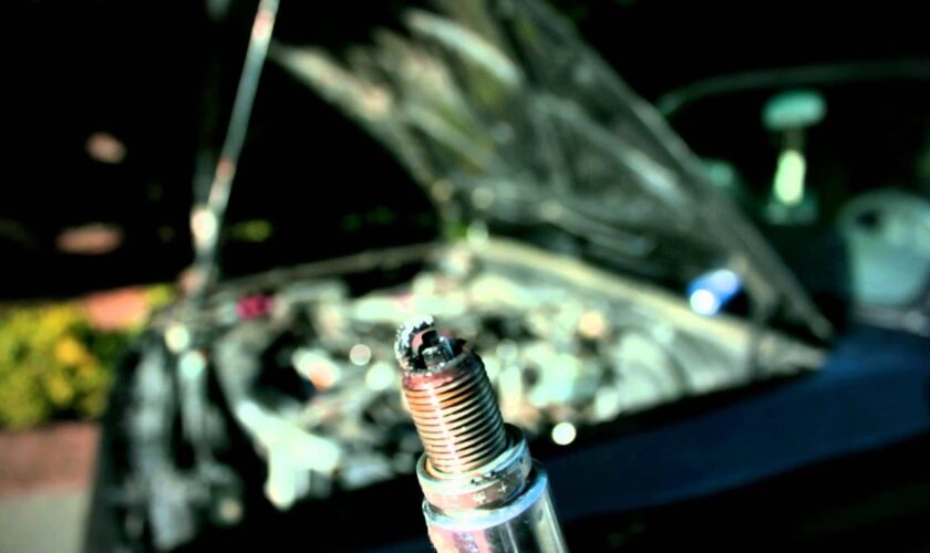 3 Signs that tell when your SPARK PLUGS need replacement Magari Poa