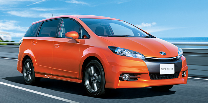 Сколько стоит Toyota Wish в Японии